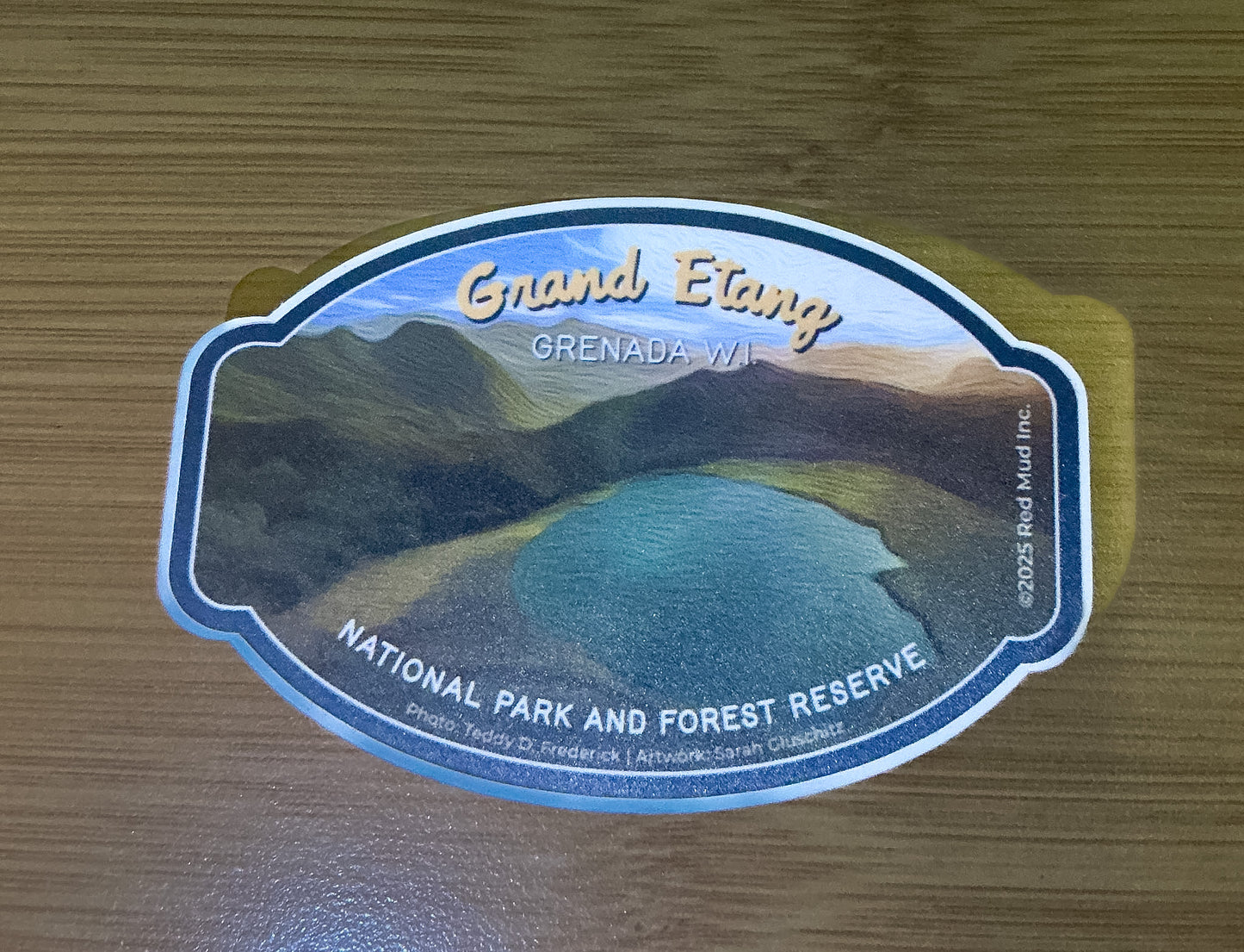 GRAND ETANG STICKER [LARGE]