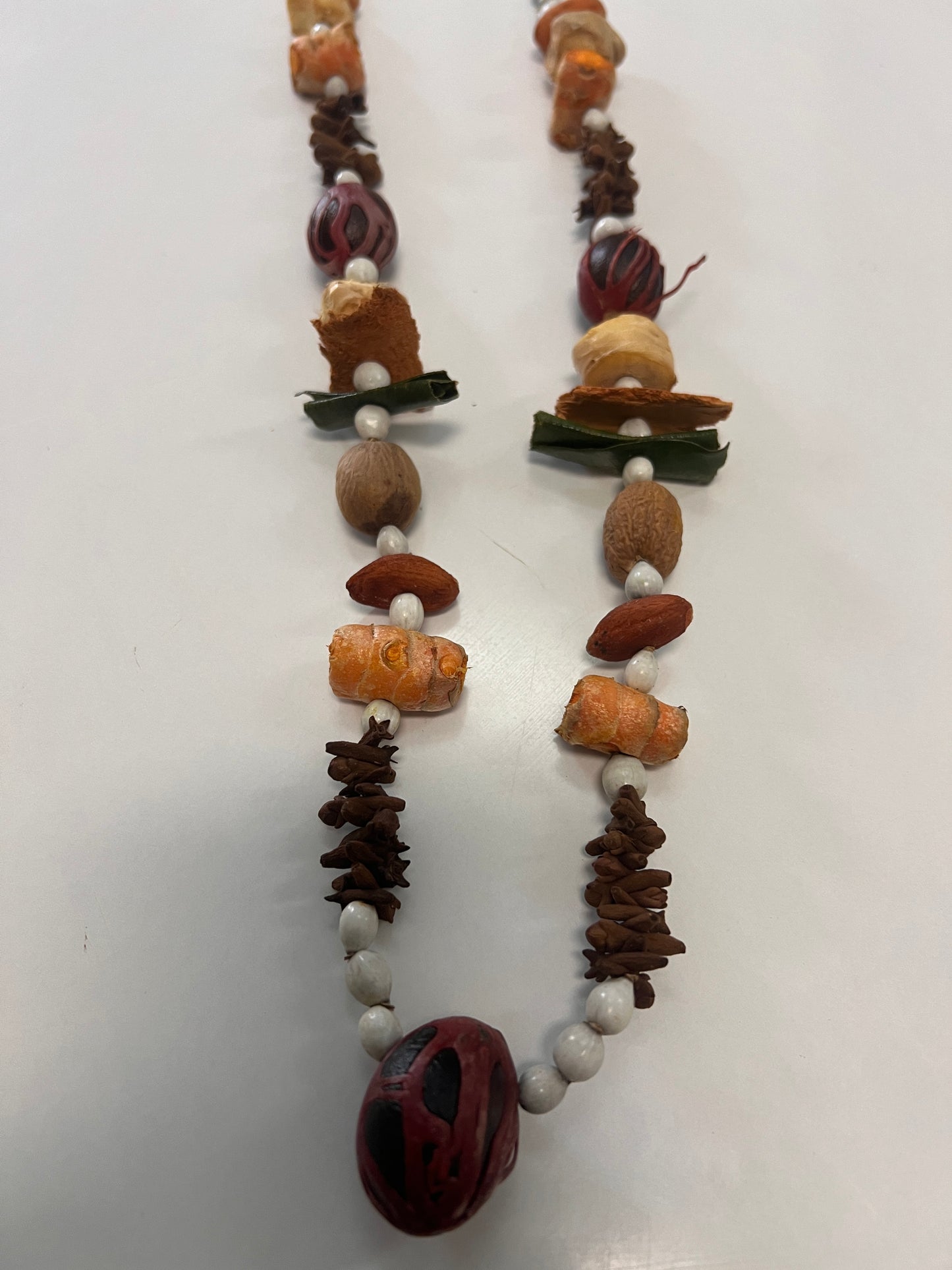 spice-neckless